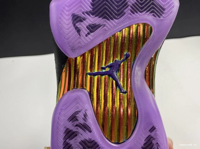 CV2469-001 14 '' AIR DOERNBECHER RETRO JORDAN 0728
